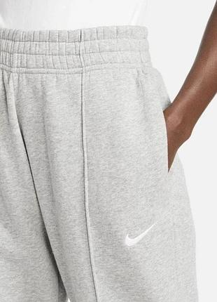 Оригінальні спортивні штани nike
