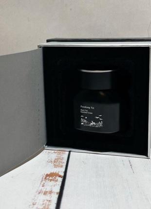 Антивіковий крем для обличчя з чорним чаєм pyunkang yul black tea enriched cream 60ml
