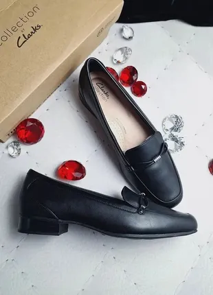 Clarks оригінал чорні шкіряні лофери на широку ніжку