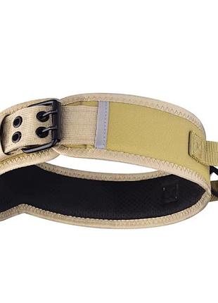 Широкий ошейник для больших и средних пород собак с светоотражающей лентой бежевый