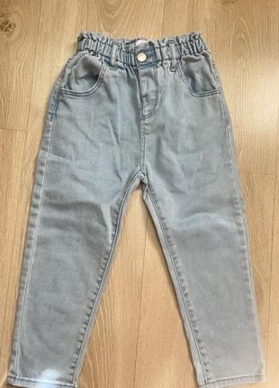 Джинси zara 98 розміру на дівчинку+додатково 2 речі