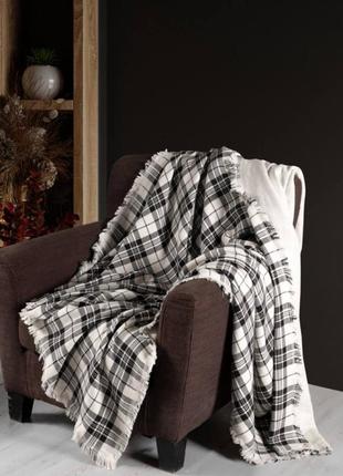 Картина на стекле "геометрия лица"