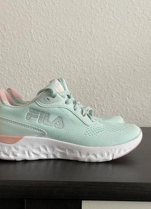 Кросівки  fila