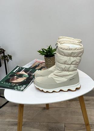 Светло бежевые текстильные зимние сапожки