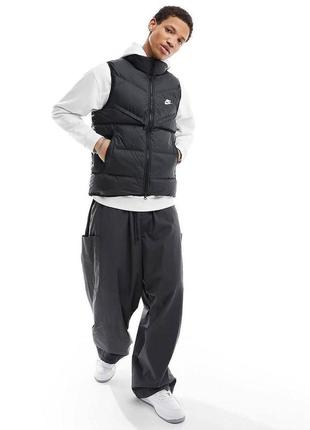 Жилетка nike с технологией storm-fit безрукавка найк