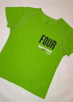 Футболка салатового кольору nike sphere dry