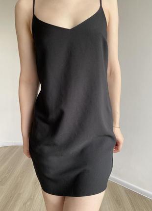 Платье черное на бретельках мини свободное7 фото