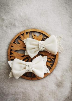 Бантики для волосся оксамитові білі набір