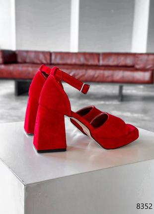 Красные женские босоножки на каблуке каблуке из натуральной замши замшевые босоножки на каблуке9 фото