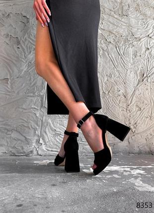 Черные женские босоножки на каблуке каблуке из натуральной замши замшевые босоножки на каблуке8 фото