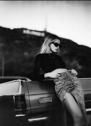 Атласная юбка zara с разрезом