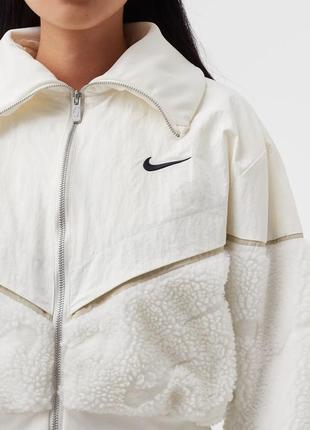 Куртка шерпа вкорочена nike