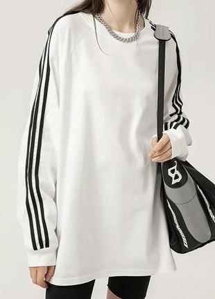 Лонг белый с черными лампасами стиль харадзюка