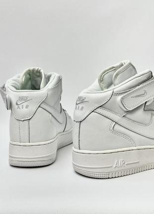 Кроссовки высокие nike air force белые7 фото