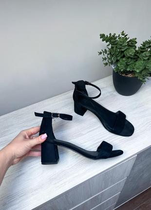 Босоножки 40 г.