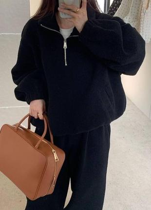 Женский повседневный теплый махровый костюм двойка черного и капучино цветов