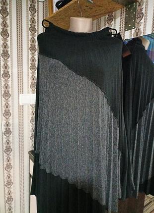 Спідниця в складку італія