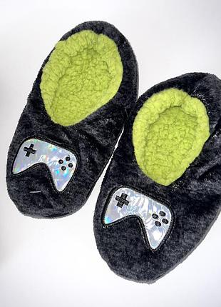 Тапочки / тапочки детские game over, внутри мехушка размер:  ✔️26/28 (стелька 17.5 -18 см.)   ✔️28/29