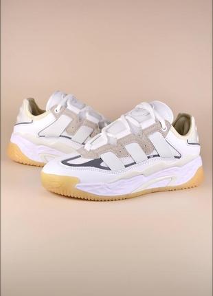 Женские кроссовки adidas niteball white