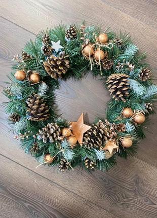Новорічний віночок лісовий
