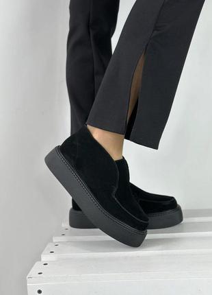 Лоферы женские