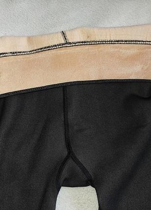 Утепленные капроновые колготки на меху в сердечки черного цвета