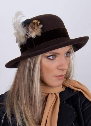 Капелюх вінтаж вовна з пером