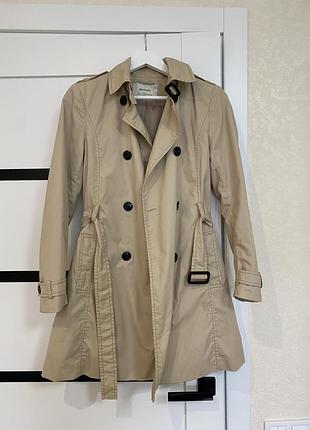 Тренч от stradivarius