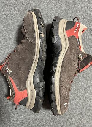 Комфортні кроссовки ботинки quechua