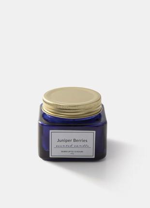 Новая фирменная ароматическая свеча с ягодным ароматом juniper berries sinsay 65 g