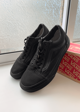 Vans old skool black