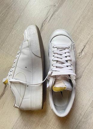 Кросівки nike blazer low platform white dj0292-100