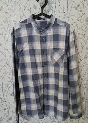 Сорочка в клітинку