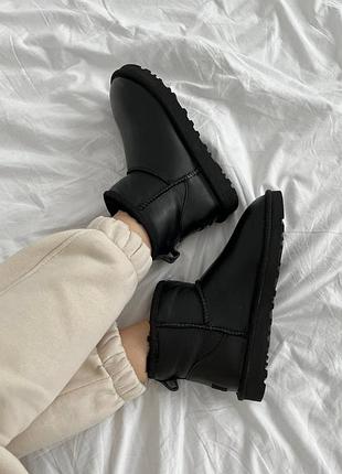 Ugg mini black premiun leather 7
