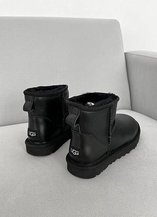 Ugg mini black premiun leather 2
