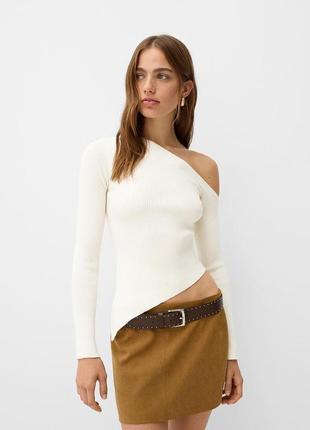 Асимметричный свитер в рубчик bershka