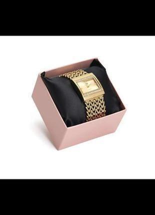 Часы с кристаллами swarovski