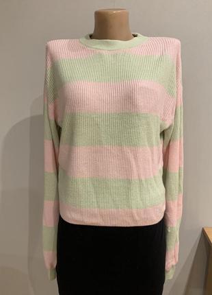Стильний брендовий джемпер в смужку в пастельних тонах