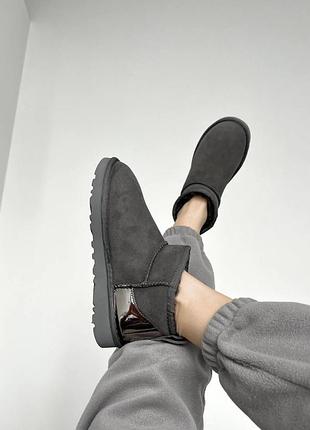 Ugg ultra mini gray lacquer premium 7