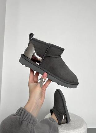 Ugg ultra mini gray lacquer premium 10