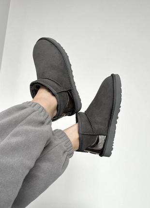 Ugg ultra mini gray lacquer premium 6