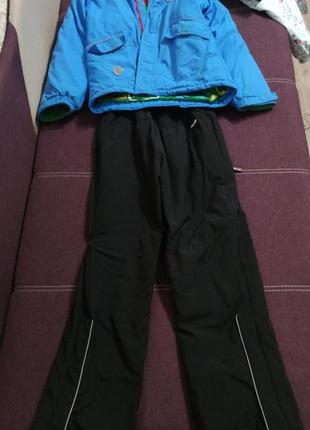Продам зимний комклет курточка и штаны