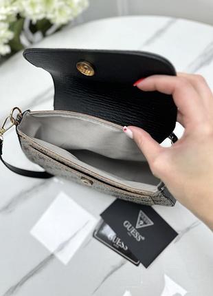 Жіночі сумки в стилі guess