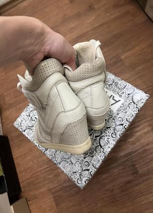 Кеды (сникерсы) на танкетке от ash