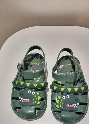 Босоніжки гумові р5