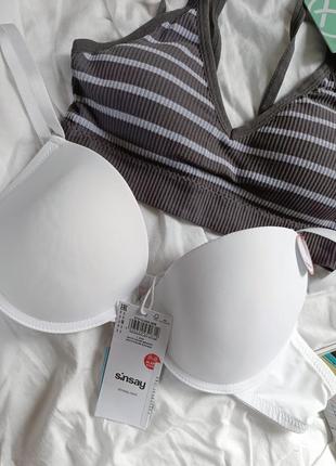 Бюстгальтер