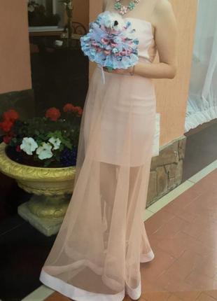 Красивое нежное платье