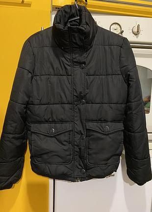 Зимняя куртка,короткая куртка, черневая куртка,h & m
