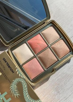 Палетка hourglass dragon