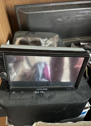 Автомагнитола cyclone mp-7124